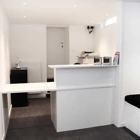 Satellite Hotel Brusel