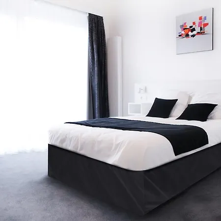 Satellite Hotel 2*